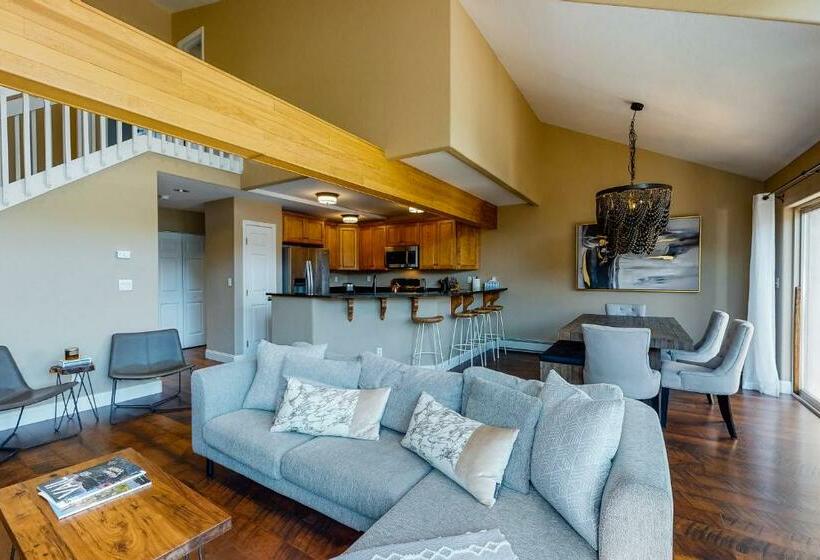 Отель Beaver Creek Bungalow