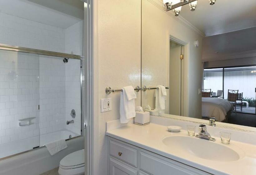 فندق 657 Cottages At Silverado Residence