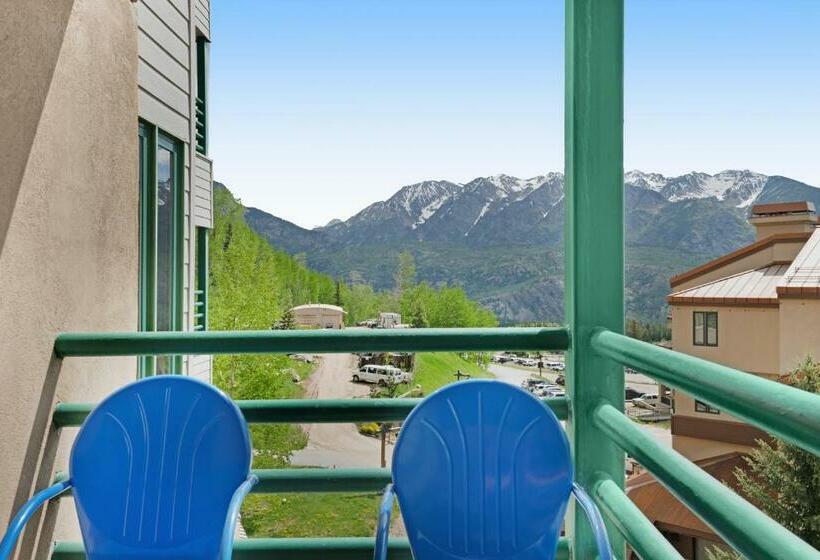 Отель Eolus Lodge #522