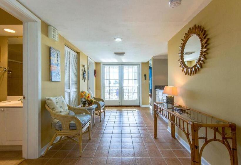 هتل Tidewater H 203