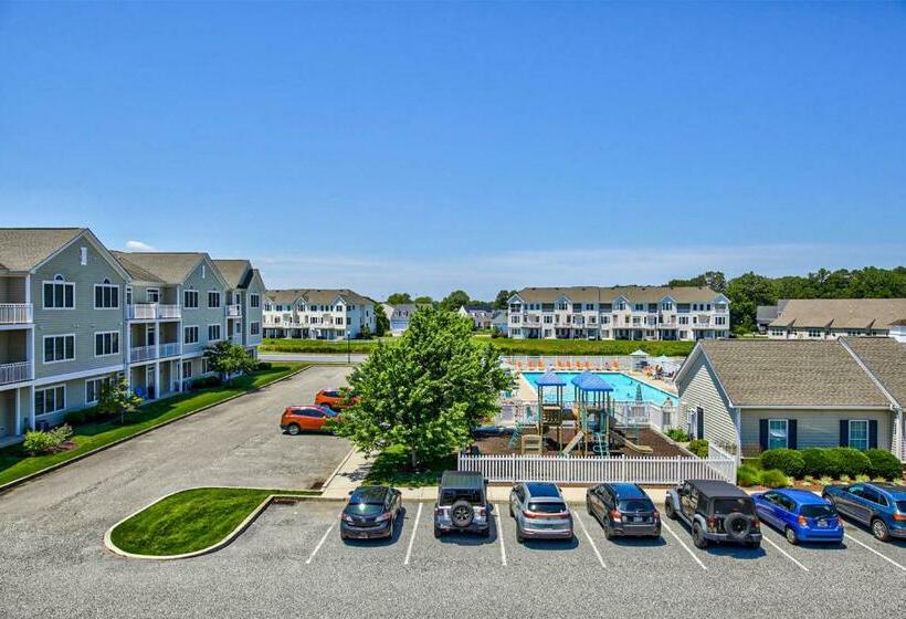 هتل Grande At Canal Pointe 20013 Newry #18