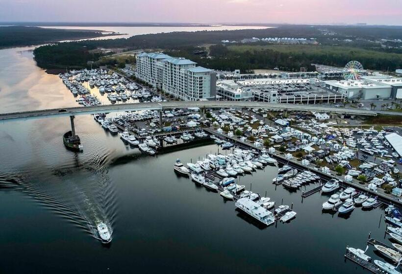 هتل Back Bay Condominium #708