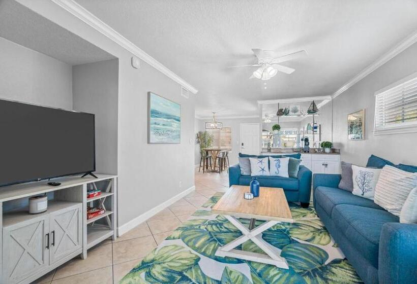 בית מלון כפרי Barefoot Beach Resort F107