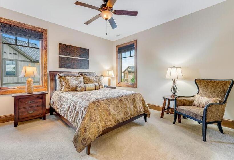 בית מלון כפרי Red Tail Summit