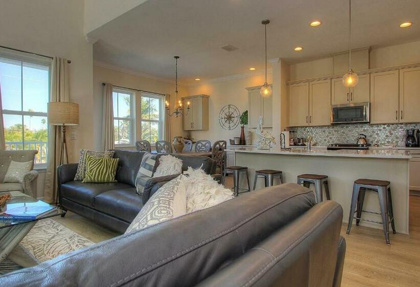 Отель Redington Beach Villas 314