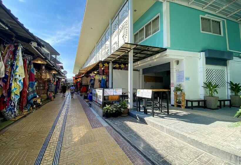 Blue Flow Hostel