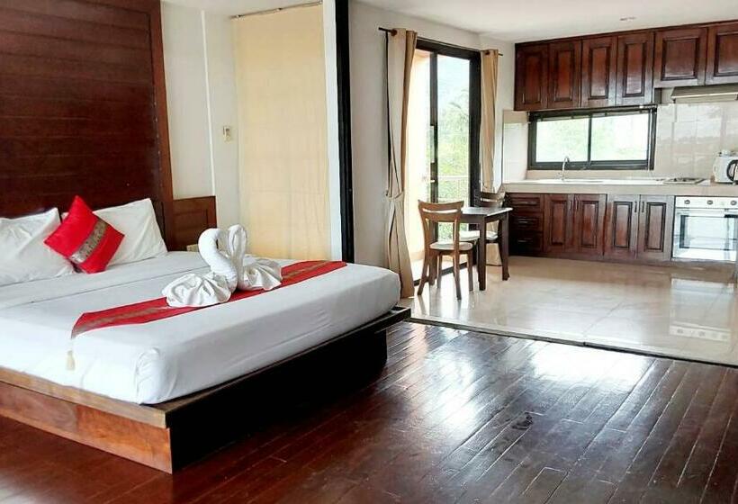 هتل Chawenglakeviewcondo