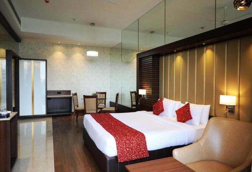 فندق Gurudev Grand