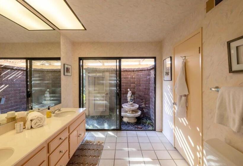 ホテル Palm Desert Charm Permit# Str2022 0119