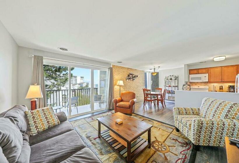 فندق Rehoboth Beach    The Crest #303