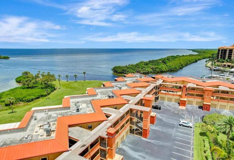 בית מלון כפרי South Shore Sunset