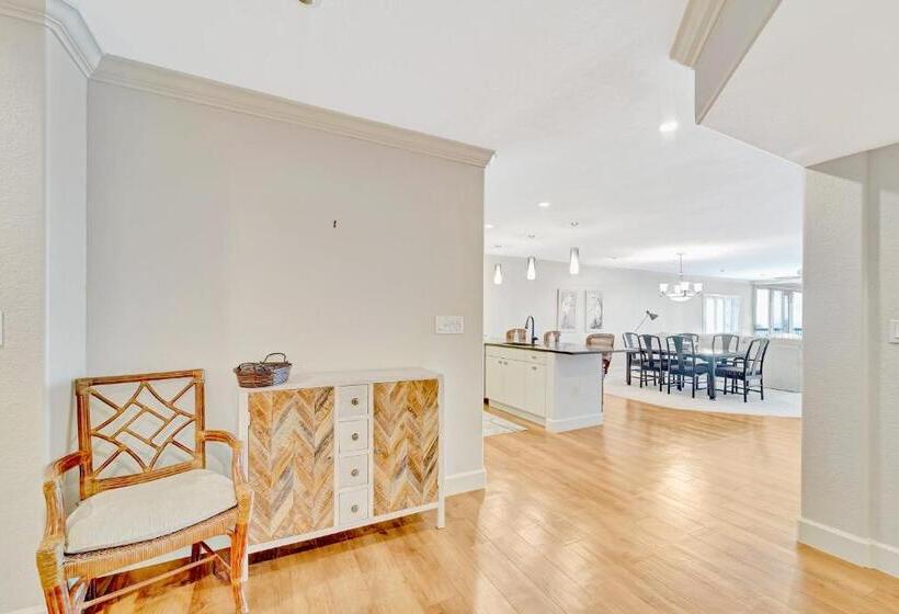 בית מלון כפרי South Shore Sunset