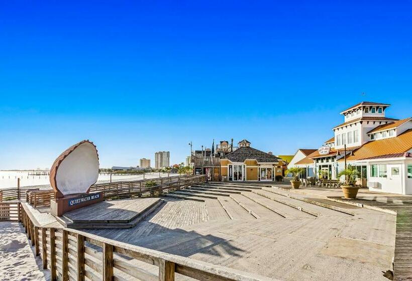 فندق Starboard Village 312