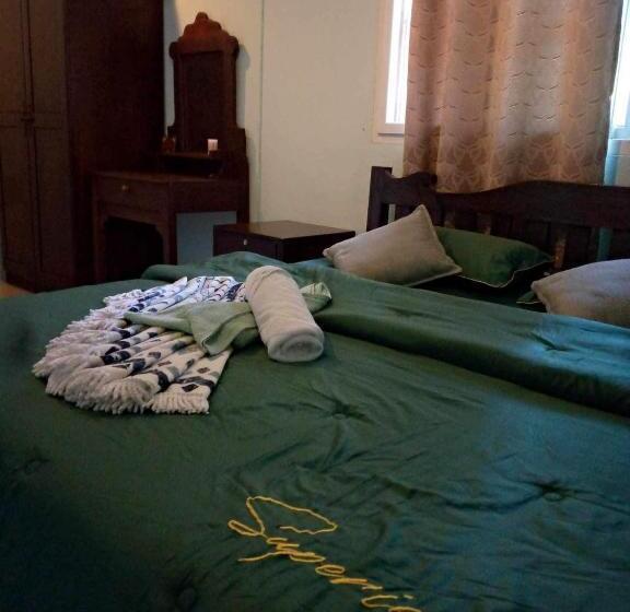 ペンション Chalisa Bukit House Lanta