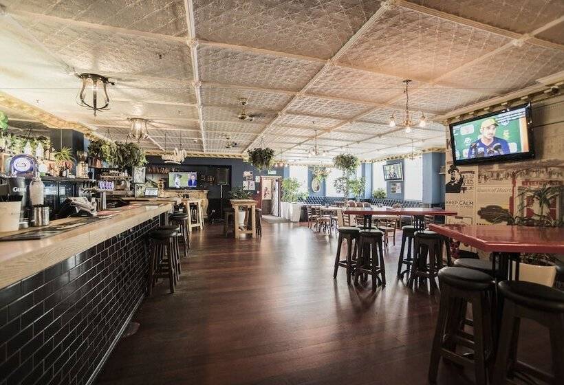 هتل Albion Of Auckland