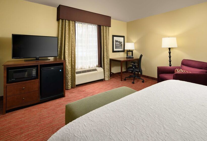 فندق Hampton Inn Kimball
