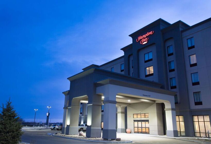 فندق Hampton Inn By Hilton Lloydminster