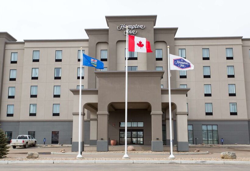 فندق Hampton Inn By Hilton Lloydminster
