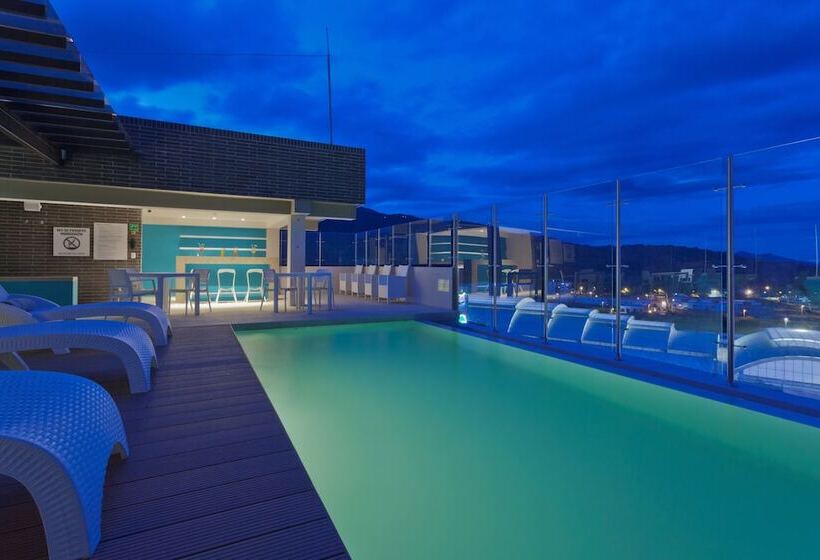 هتل Holiday Inn Express Yopal, An Ihg