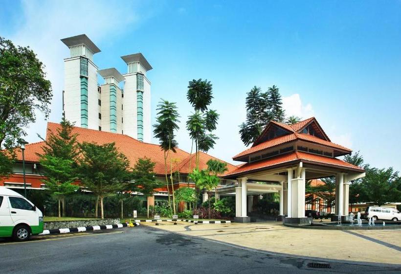 هتل Nilai Springs Resort
