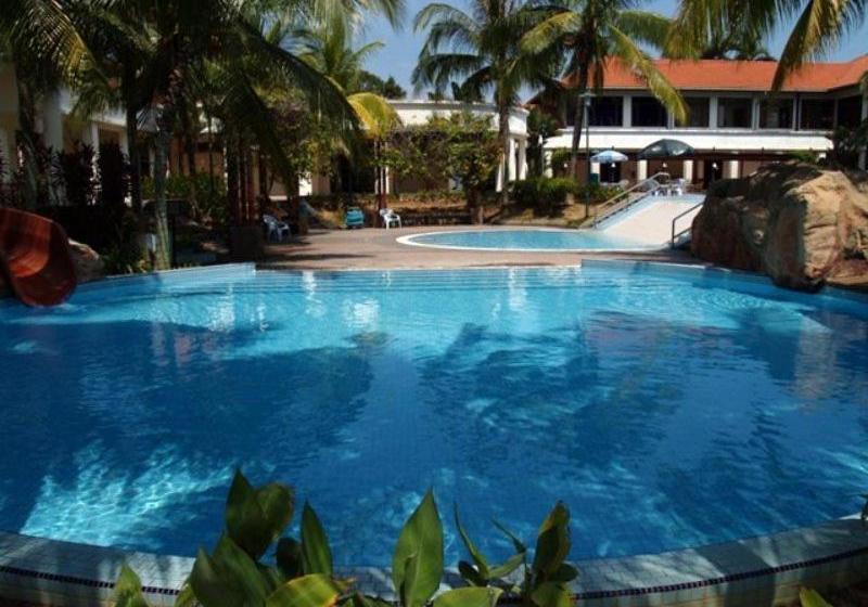 هتل Nilai Springs Resort