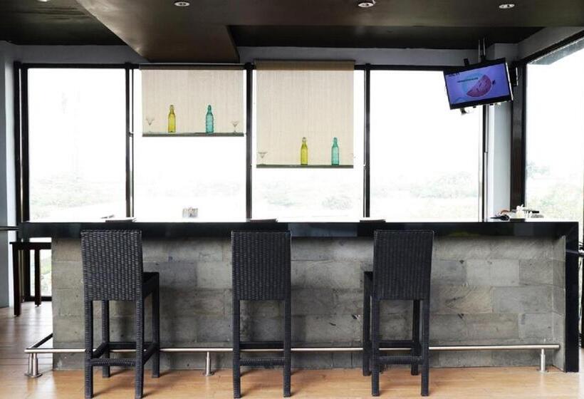 هتل Santika Premiere Bintaro