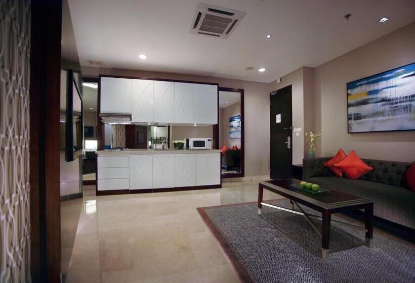 هتل The Grove Suites By Grand Aston