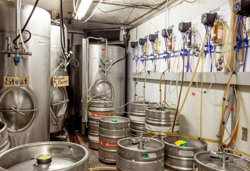 هتل The Shakespeare