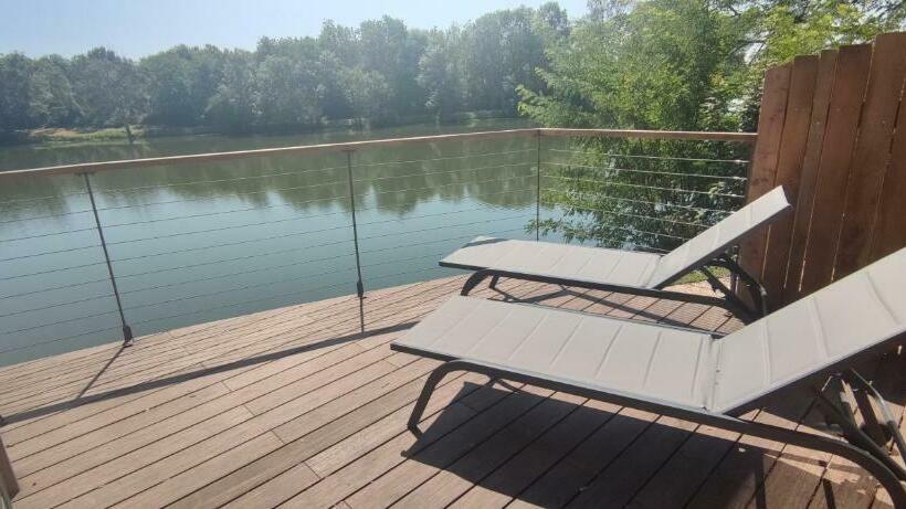 Bed and Breakfast L Antoinette Chalet Sur Pilotis En Bord De Saône Avec Spa Privatif