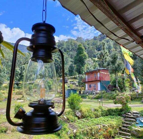 호텔 Chopta Eco Cottage & Camping