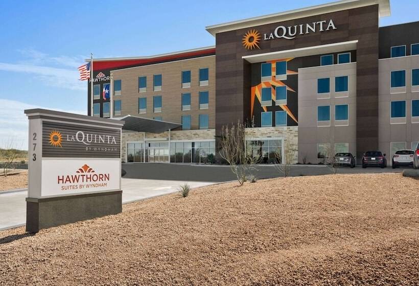 هتل Hawthorn Extended Stay By Wyndham Del Rio