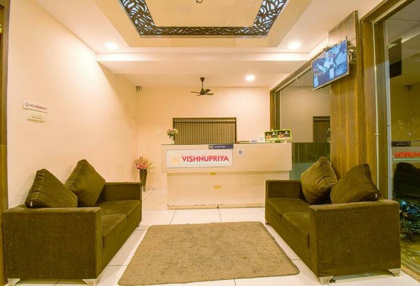 فندق Vishnupriya Grand