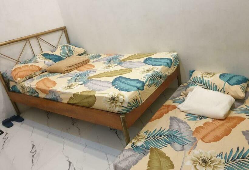 تختخواب و صبحانه Anikas Vacation Home