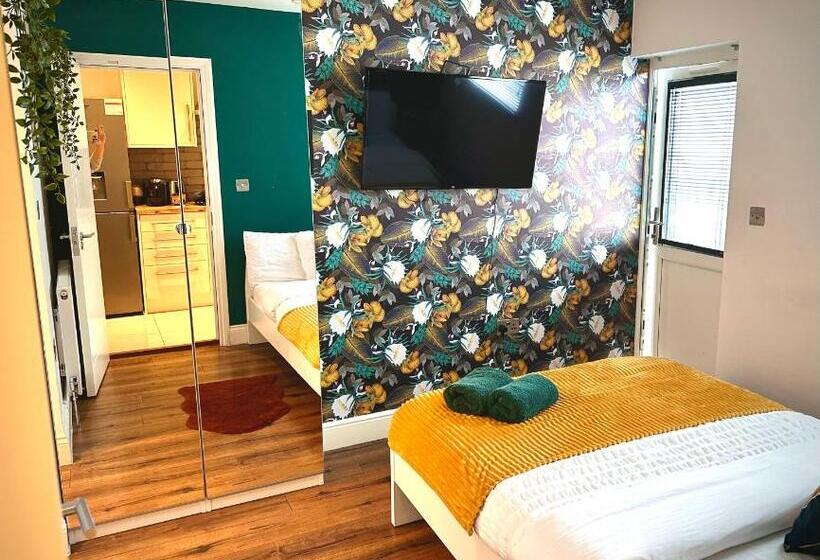 펜션 Beautiful Studio Flat