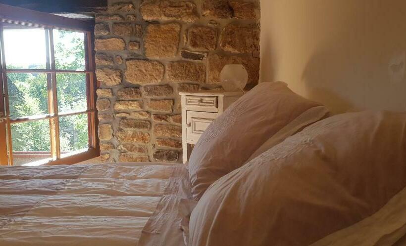 住宿加早餐  Hameau De Leignoua