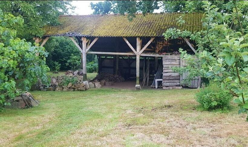 住宿加早餐  Hameau De Leignoua