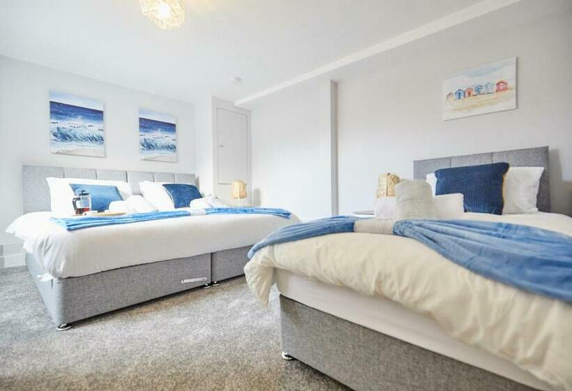 Homely Great Yarmouth Beach Apartments