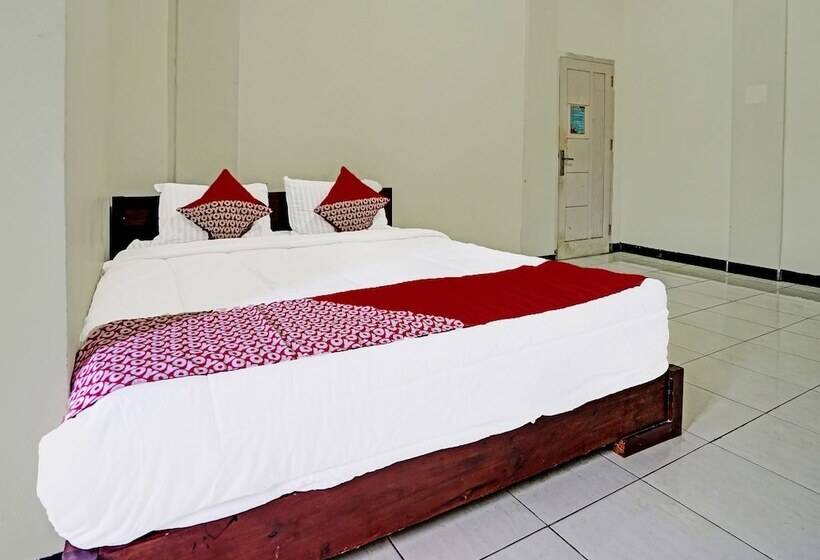 هتل Oyo 91872 Sweet 17 Kost