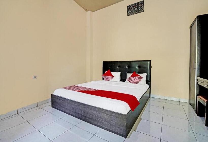فندق Oyo 91873 Nugraha Kost