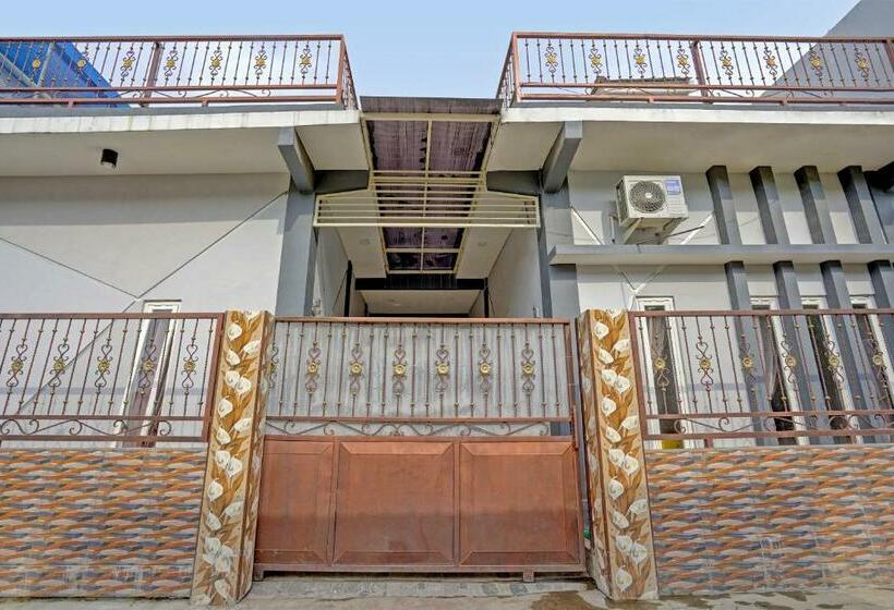 Отель Spot On 91866 Paradise Ok Kost Syariah