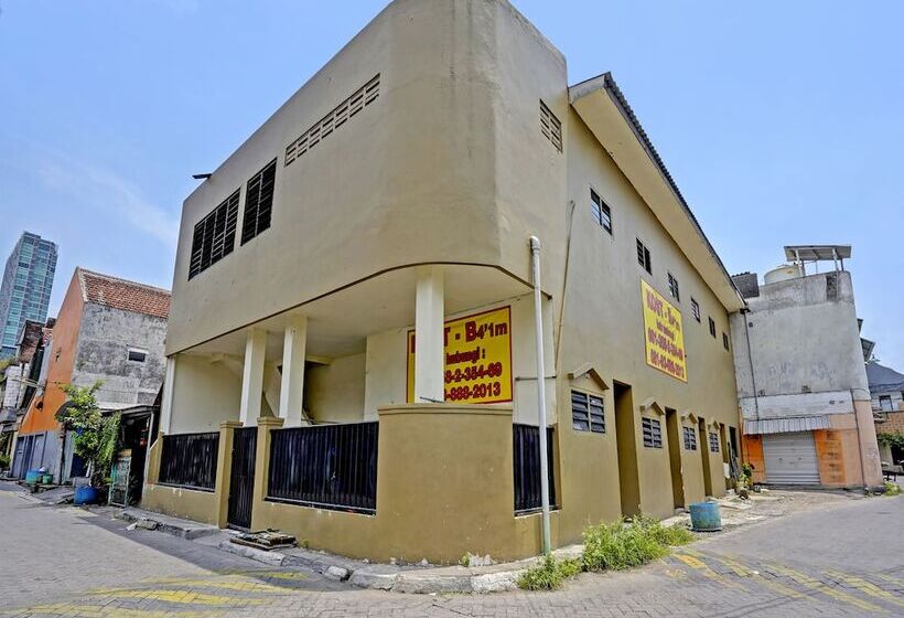 هتل Spot On 91891 B41m Residence Syariah