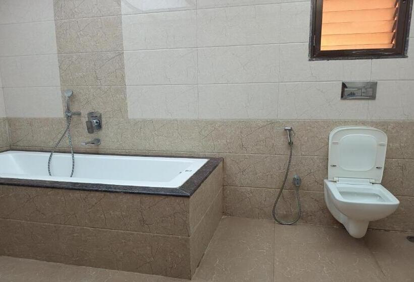 Hotel Apratim Lodging & Boarding