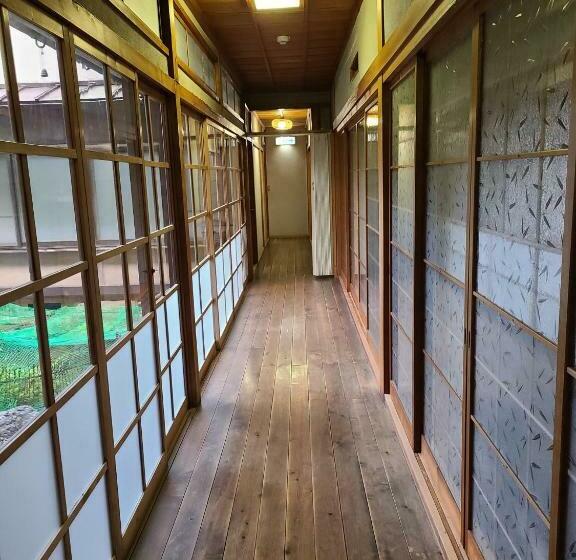 Отель Ichimaru Ryokan Vacation Stay 77709v