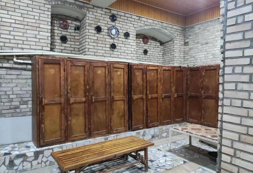 Goziyon Hostel