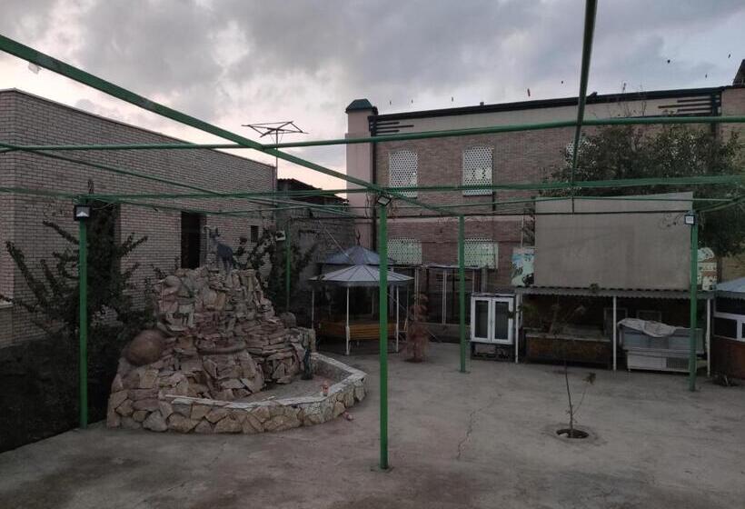 Goziyon Hostel
