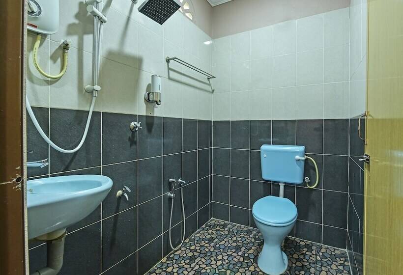 فندق Oyo 90642 Twin Mutiara Chalet & Homestay