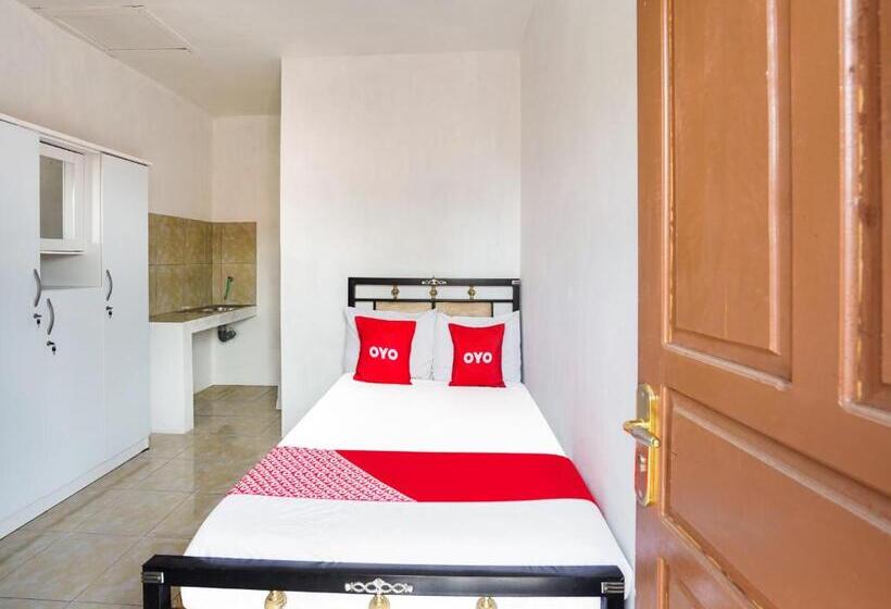 هتل Tutus Homestay Syariah Redpartner