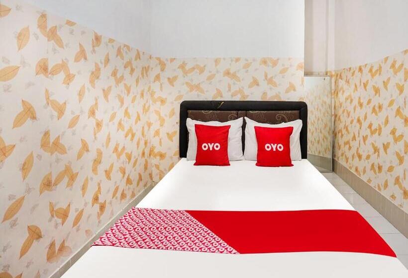 هتل Tutus Homestay Syariah Redpartner