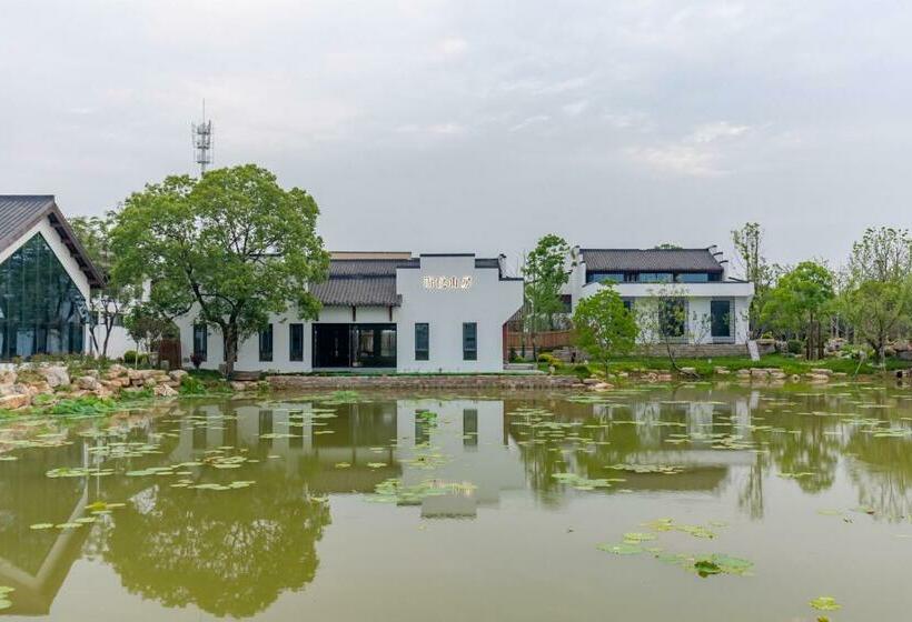 Отель Hefei Feidong Yuyueshanfang Homestay