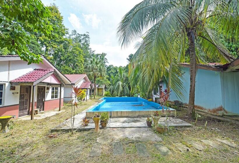 فندق Oyo 90657 D Ambang Resort